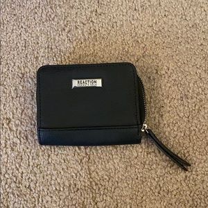 Reaction Kenneth Cole wallet
